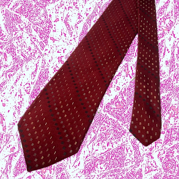 J. Ferrar Vintage Tie 100% Imported Silk Foulard Necktie Red w/Geometric Pattern - Picture 4 of 14
